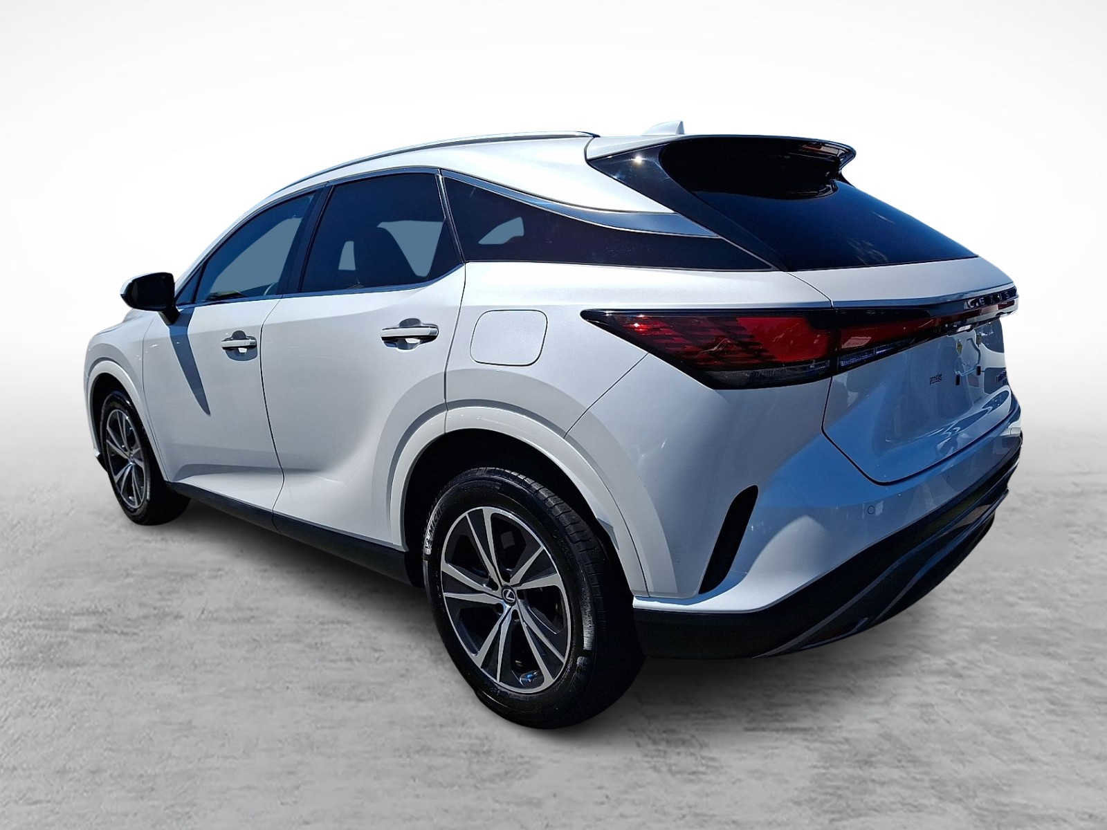 Used 2023 Lexus RX 350 Premium w/ Accessory Package AWD/4WD image 5