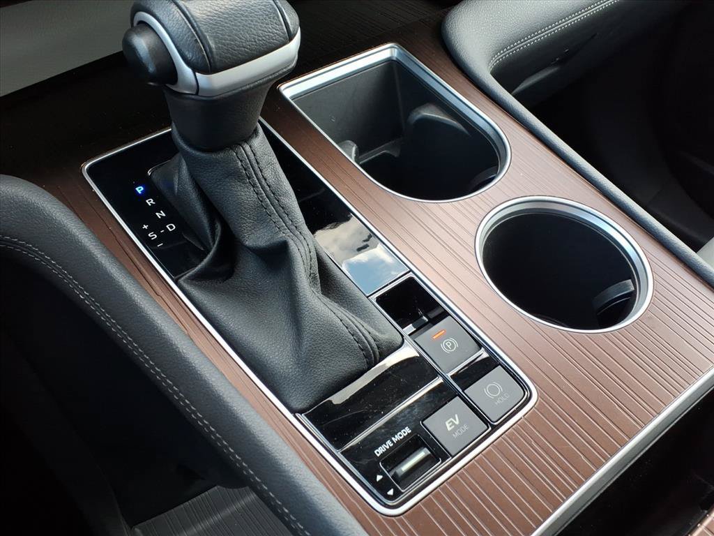 Certified 2023 Toyota Sienna XLE FWD image 27