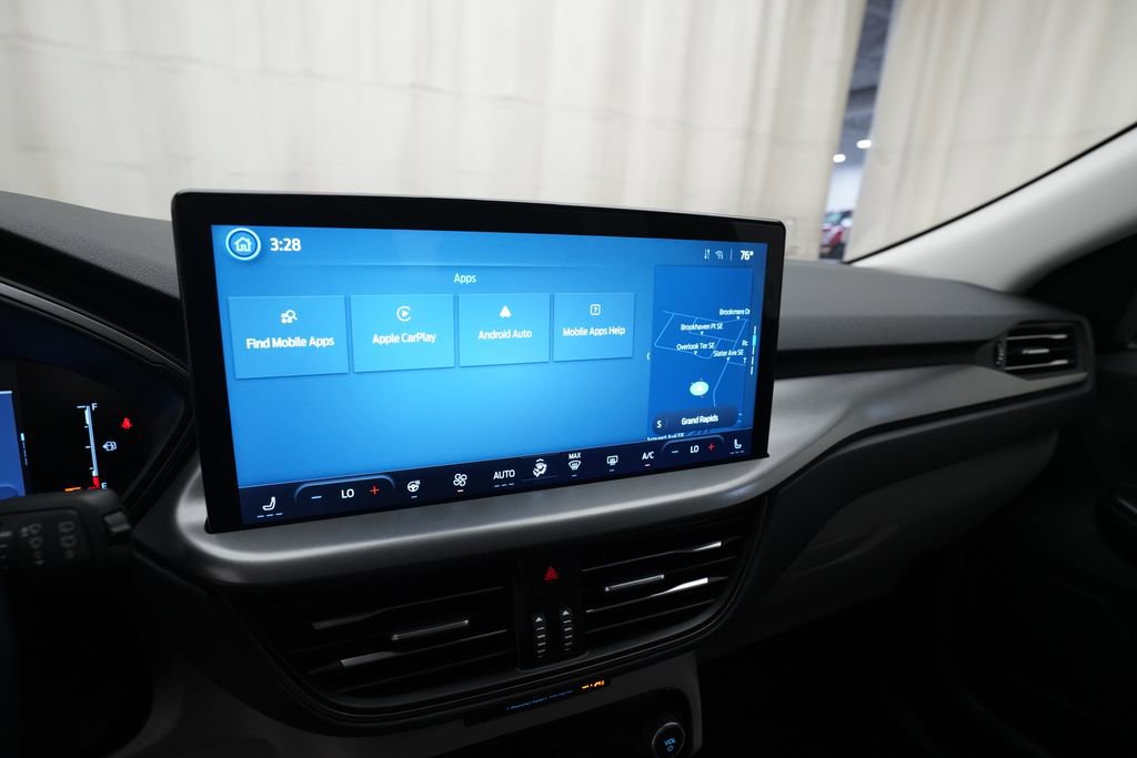 Used 2023 Ford Escape Active w/ Tech Pack #1 AWD/4WD image 6