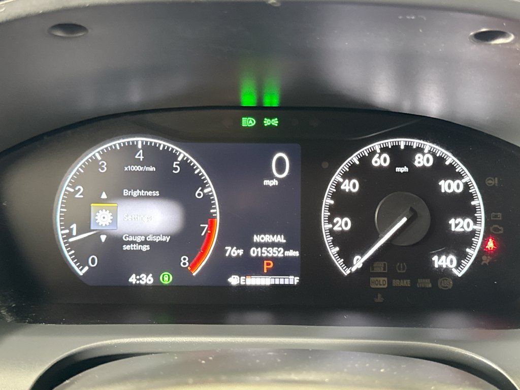 Used 2025 Honda HR-V LX image 28