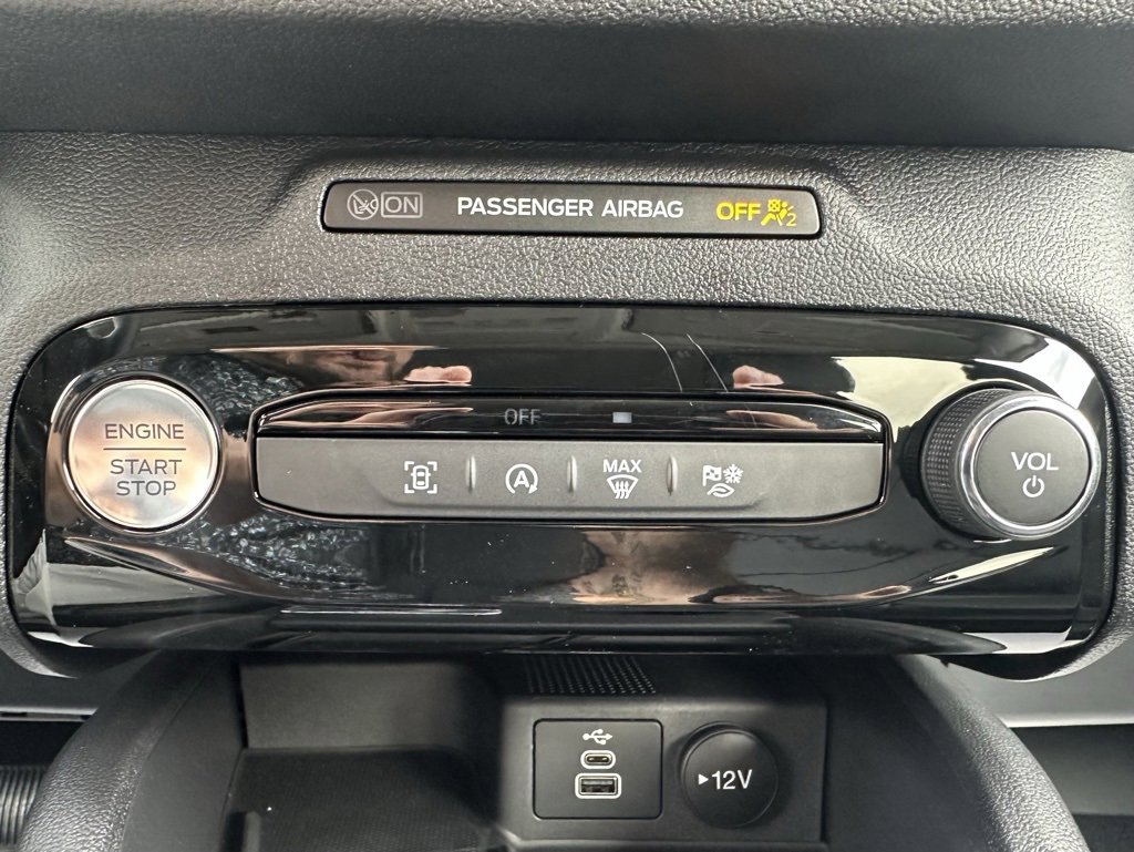 New 2026 Ford Escape Platinum image 31