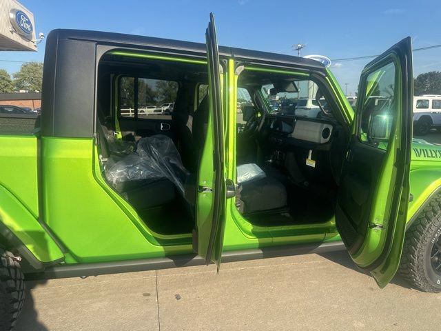 New 2025 Jeep Gladiator Sport AWD/4WD image 16