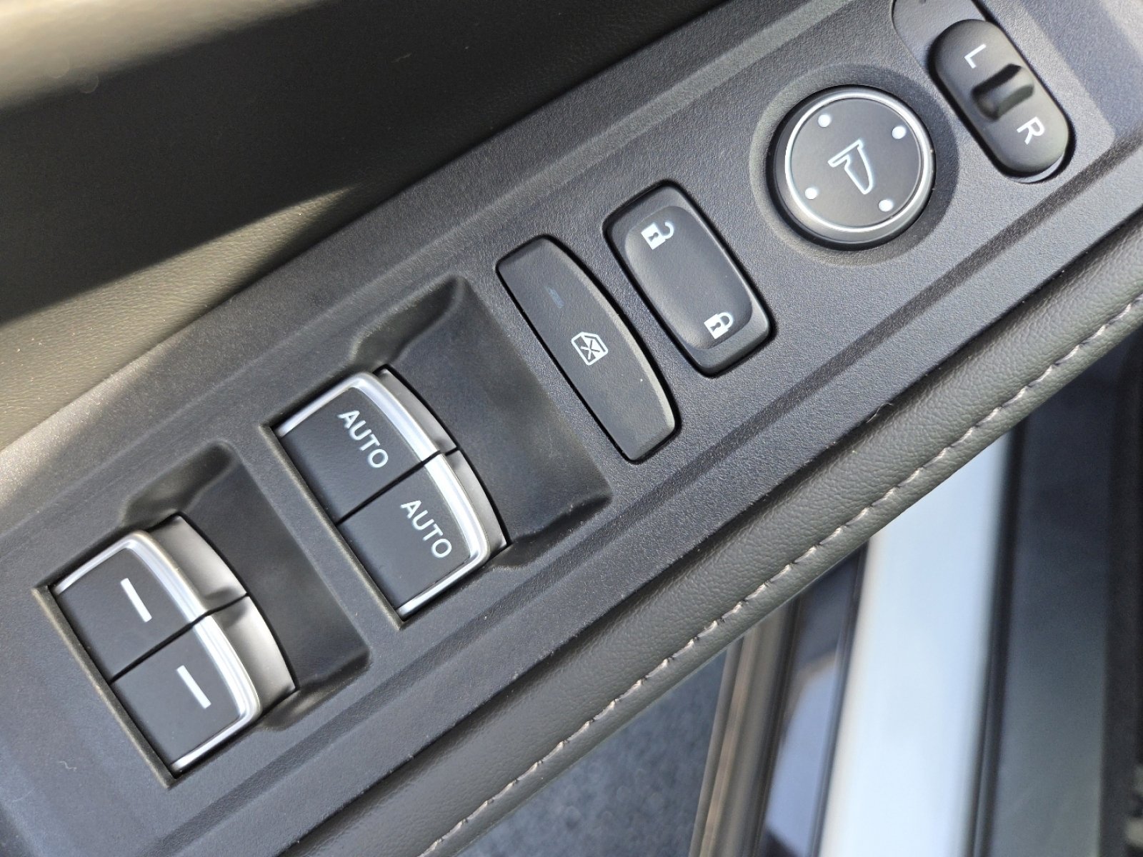 Certified 2023 Honda Accord Sport image 27