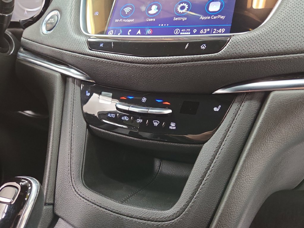 Used 2022 Cadillac XT5 Premium Luxury w/ LPO, Floor Liner Package AWD/4WD image 16