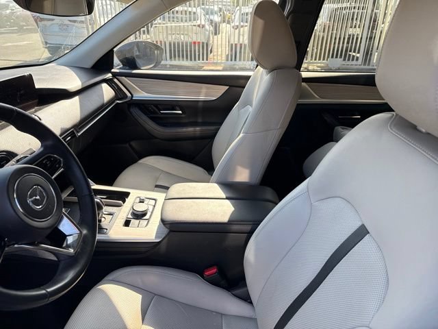 Used 2024 MAZDA CX-90 Plug-In Hybrid w/ Preferred AWD/4WD image 5