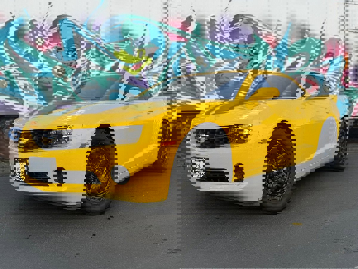 Used 2012 Chevrolet Camaro LS RWD image 7