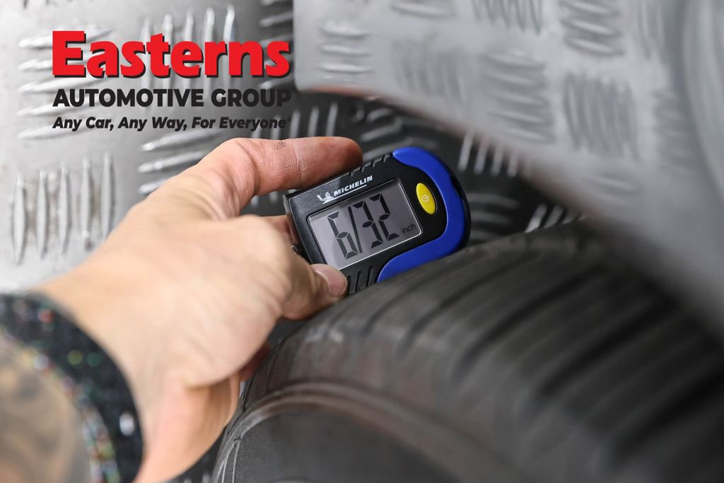 Used 2023 Nissan Maxima SV w/ Floor Mat Group FWD image 28