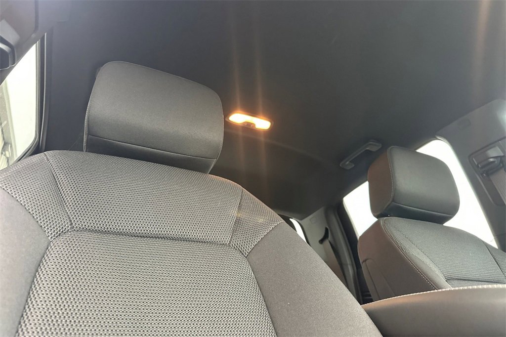 Used 2024 GMC Canyon Elevation w/ Convenience Package image 17