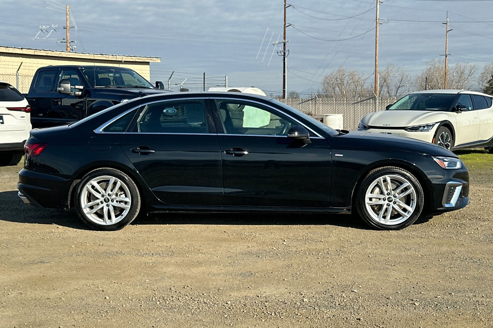 Used 2024 Audi A4 2.0T Premium Plus image 3