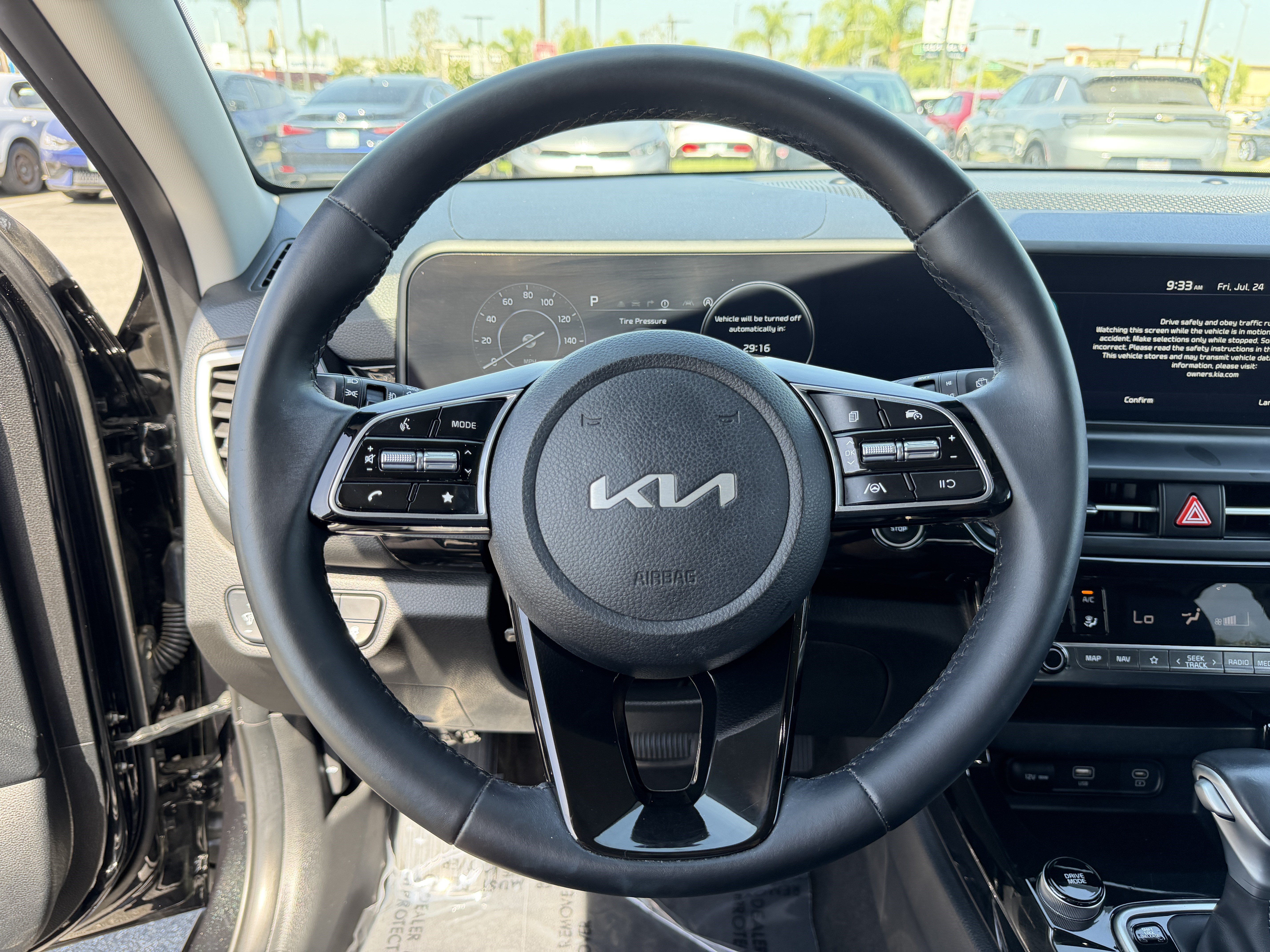 Certified 2024 Kia Seltos S FWD image 17