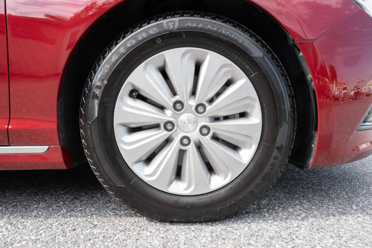 Used 2016 Hyundai Sonata SE FWD image 37