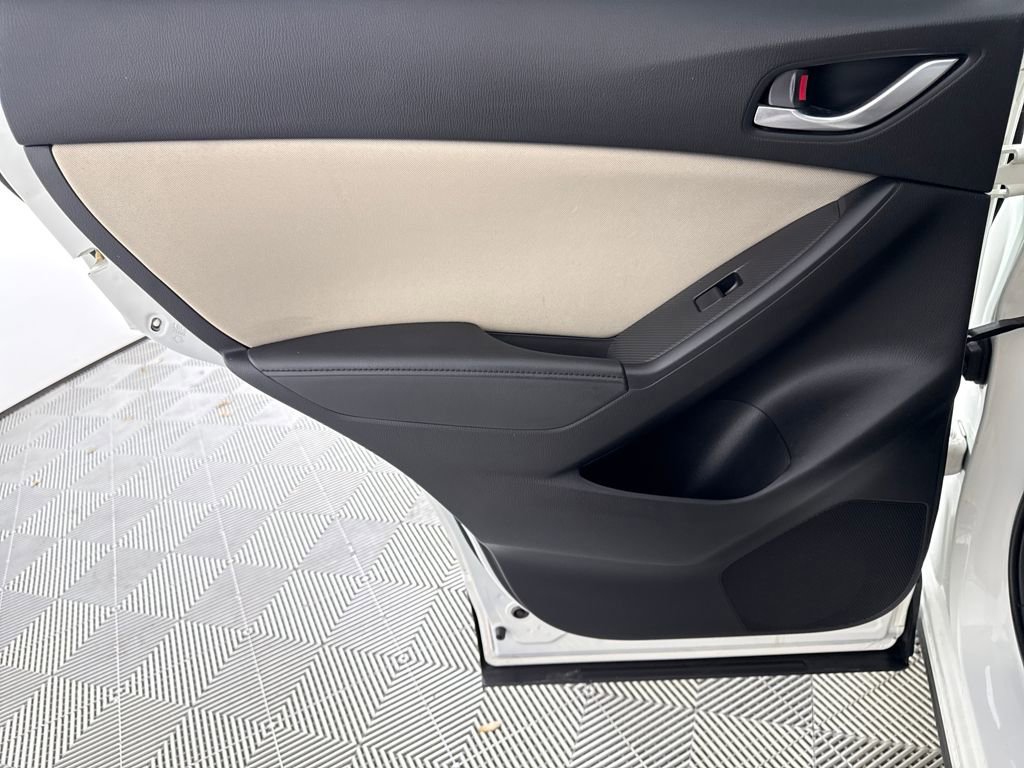 Used 2016 MAZDA CX-5 Touring image 11