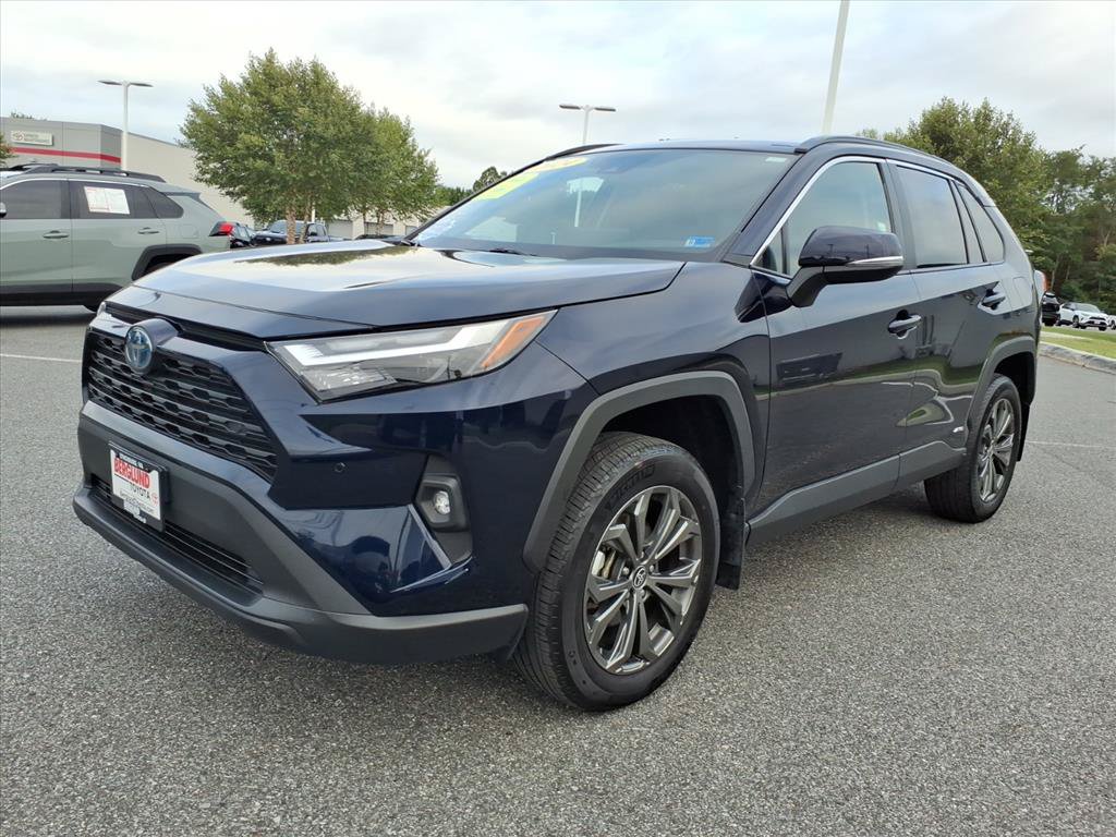 Used 2024 Toyota RAV4 XLE Premium w/ Weather Package AWD/4WD image 16