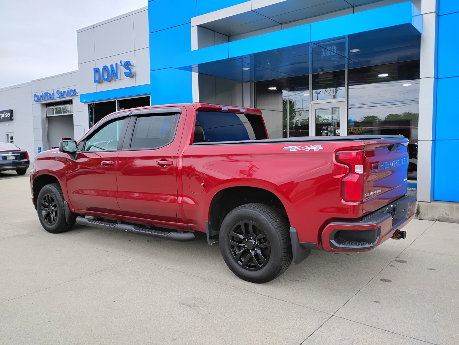 Used 2021 Chevrolet Silverado 1500 RST AWD/4WD image 10