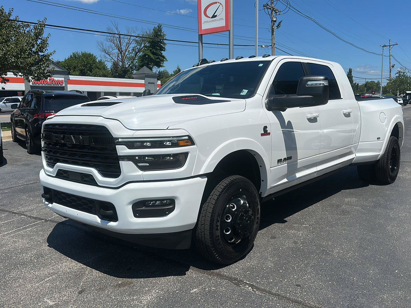 Used 2026 RAM 3500 Limited AWD/4WD image 7