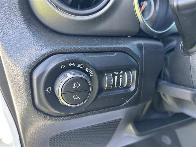 Used 2022 Jeep Gladiator Sport AWD/4WD image 16