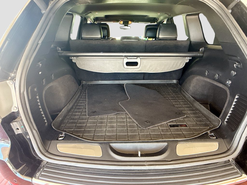 Used 2019 Jeep Grand Cherokee Limited AWD/4WD image 26