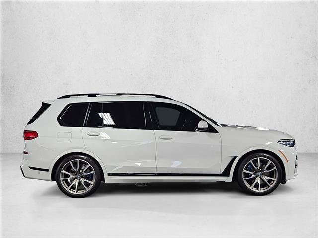 Used 2022 BMW X7 M50i w/ Dynamic Handling Package AWD/4WD image 4