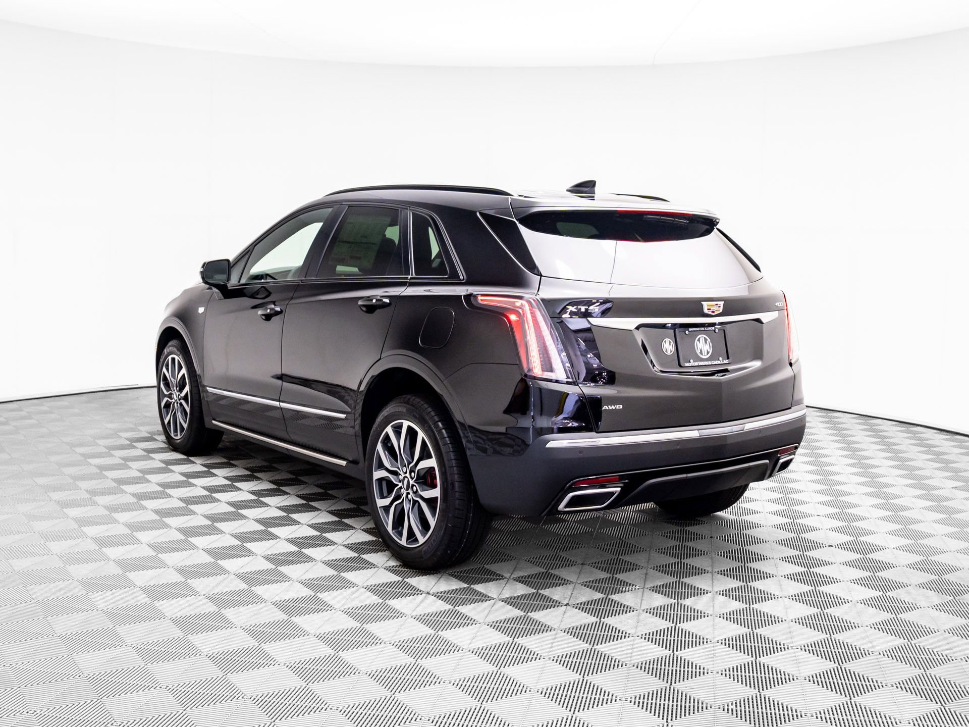 New 2025 Cadillac XT5 Sportv w/ Technology Package AWD/4WD video 3