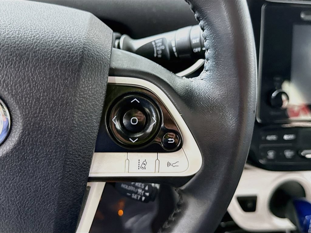 Used 2017 Toyota Prius Four Touring FWD image 22