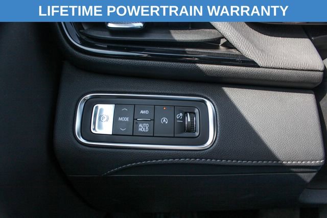 Used 2025 Buick Enclave Preferred AWD/4WD image 24