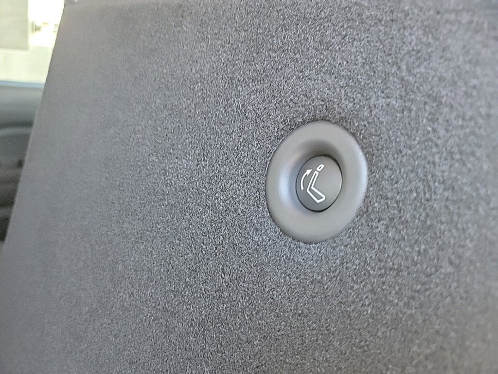 New 2025 Nissan Pathfinder SV w/ Cargo Package image 41