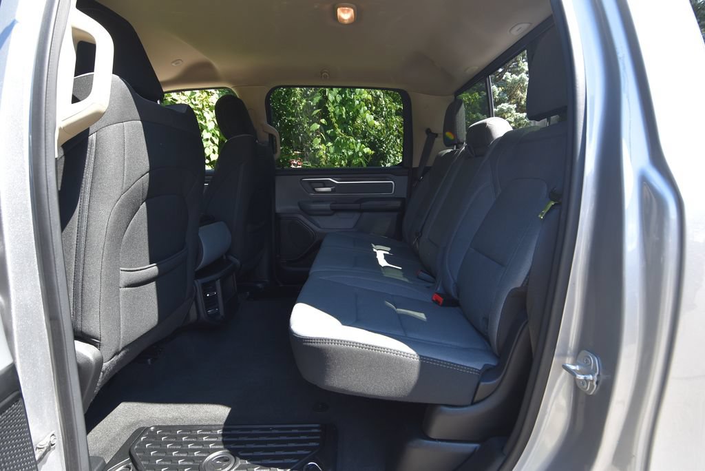 Used 2020 RAM 1500 Big Horn AWD/4WD image 32