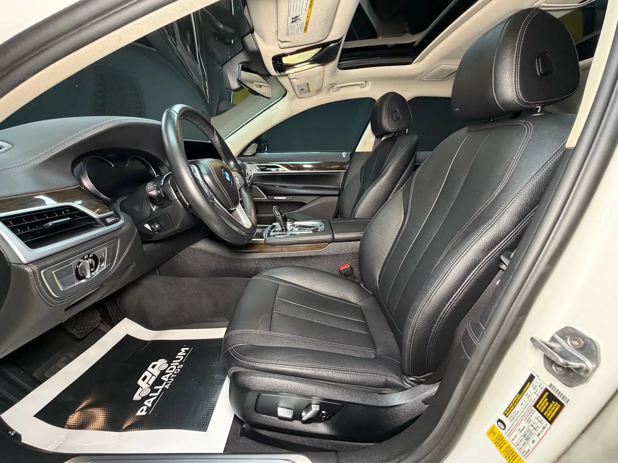 Used 2016 BMW 740i RWD image 50