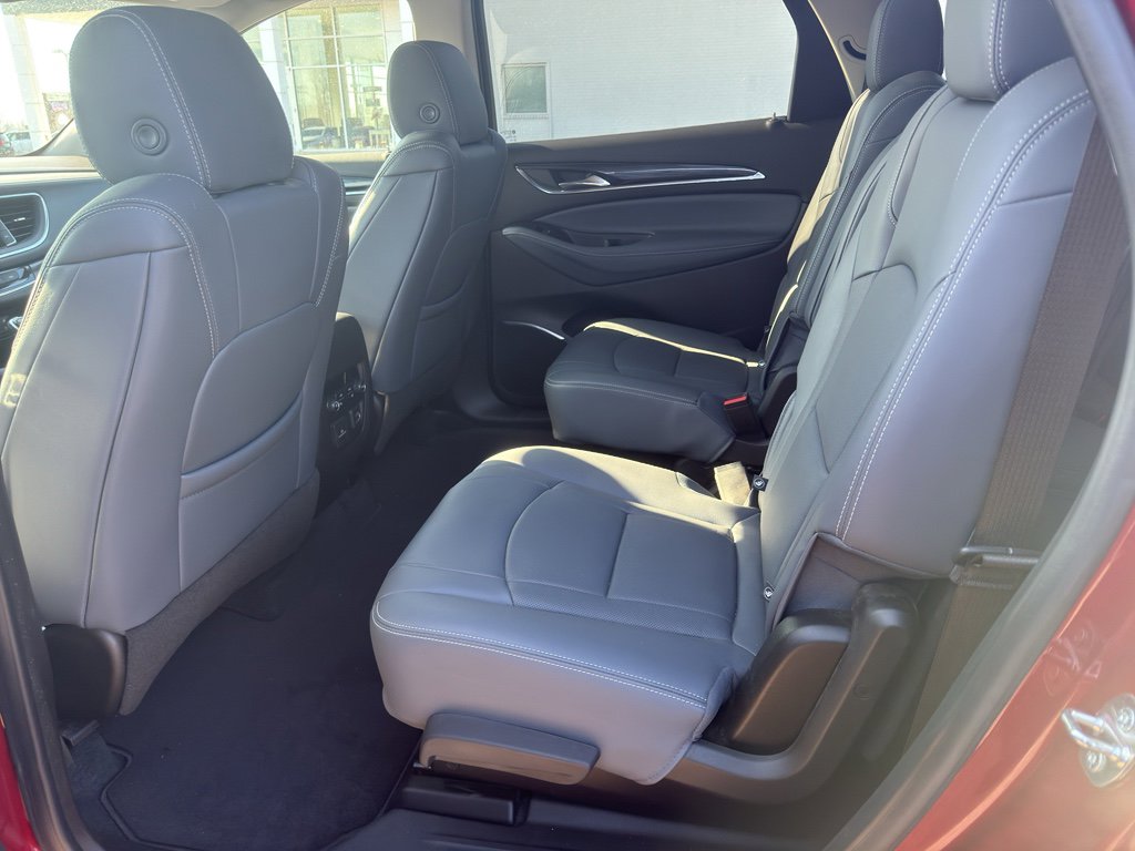 Used 2021 Buick Enclave Premium w/ Sun and Sites Package image 8