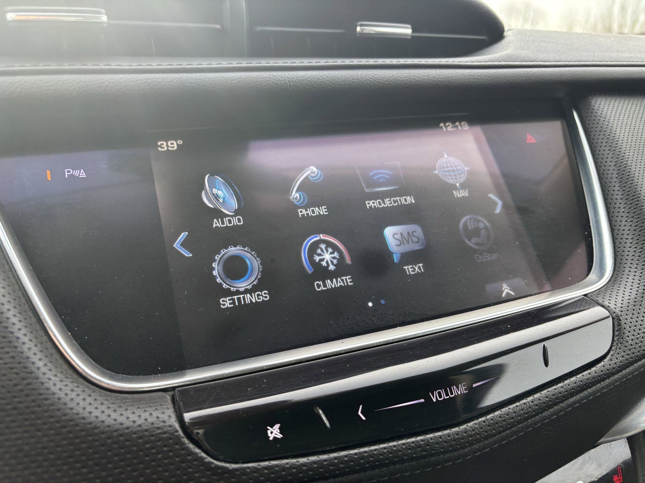 Used 2017 Cadillac XT5 Luxury w/ Driver Awareness Package image 32