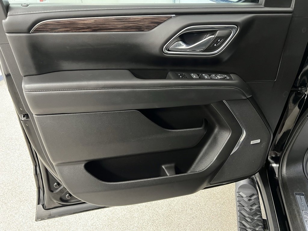 Used 2023 Chevrolet Tahoe Z71 w/ Z71 Off-Road Package image 25