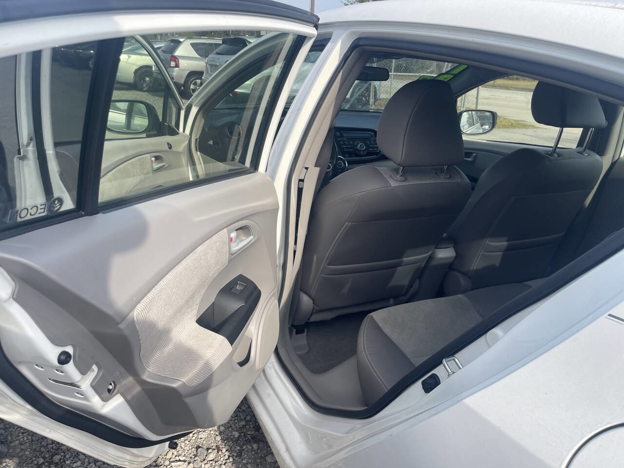Used 2013 Honda Insight EX image 12