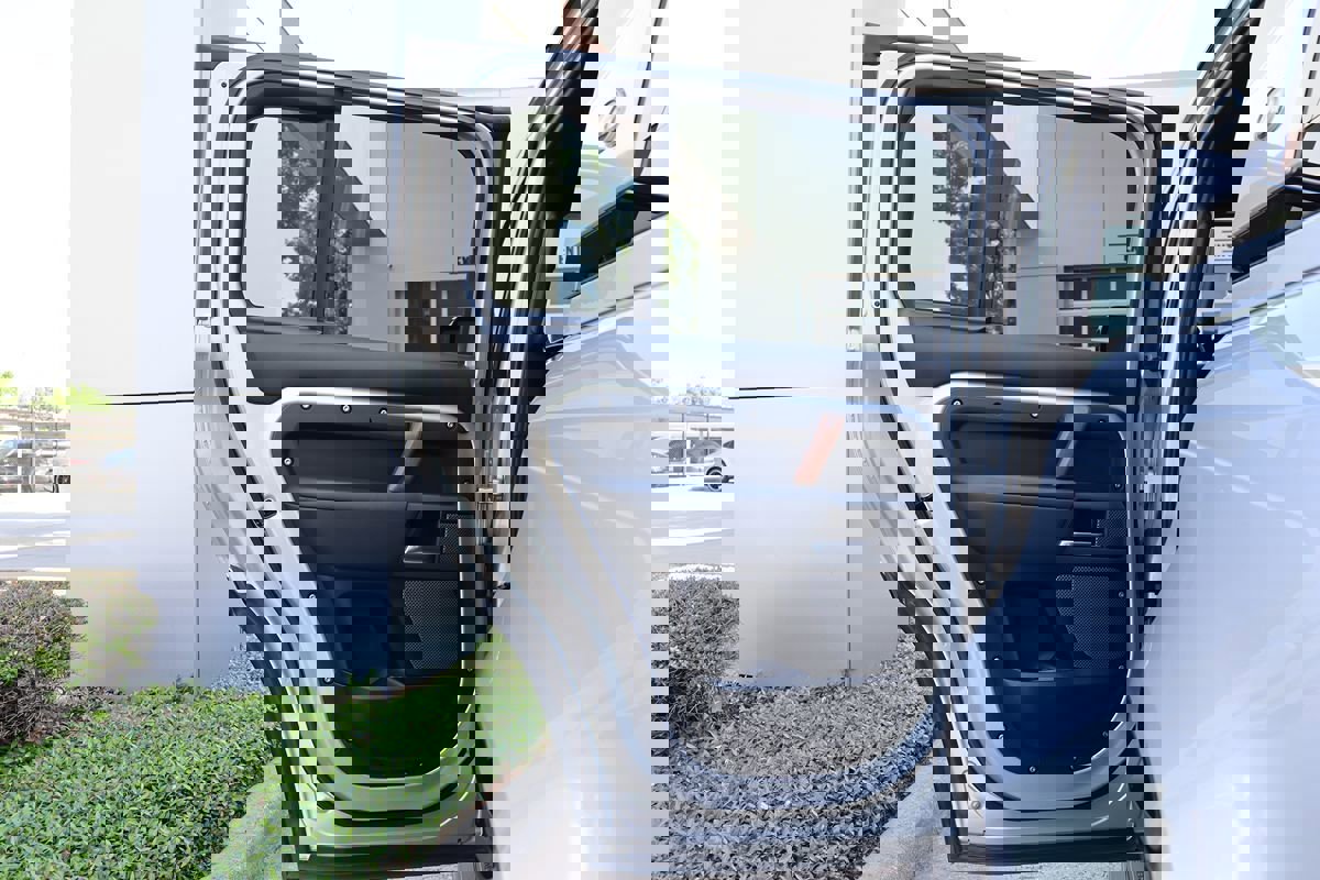 Used 2020 Land Rover Defender 110 X image 46