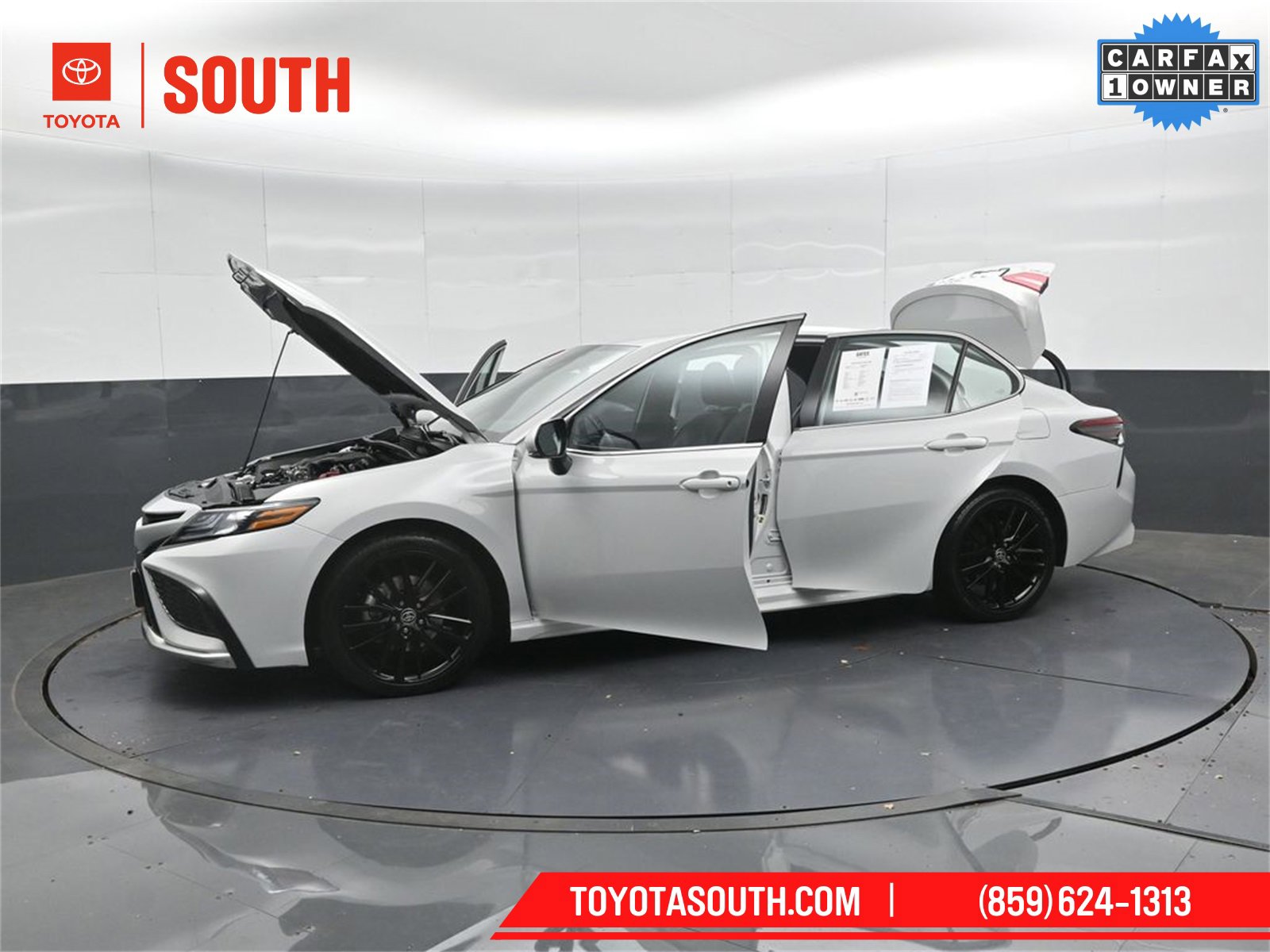 Used 2023 Toyota Camry XSE image 50