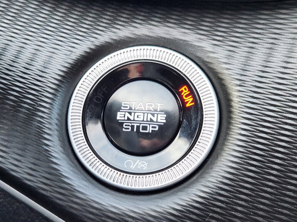 Used 2024 Jeep Grand Cherokee L Laredo image 24