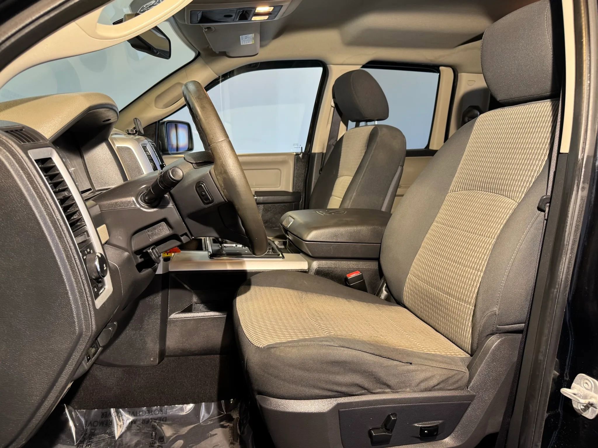 Used 2012 RAM 1500 Outdoorsman image 10