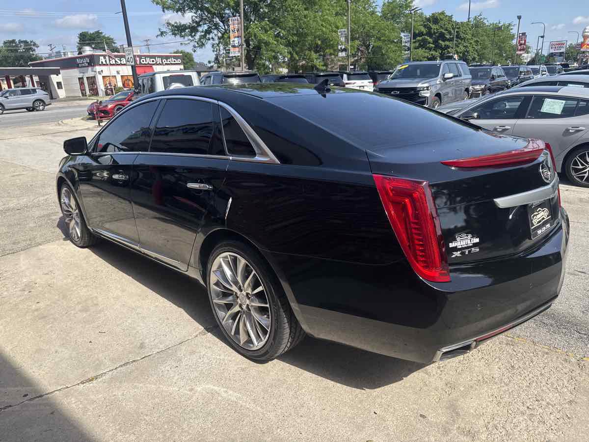 Used 2014 Cadillac XTS Platinum FWD image 4