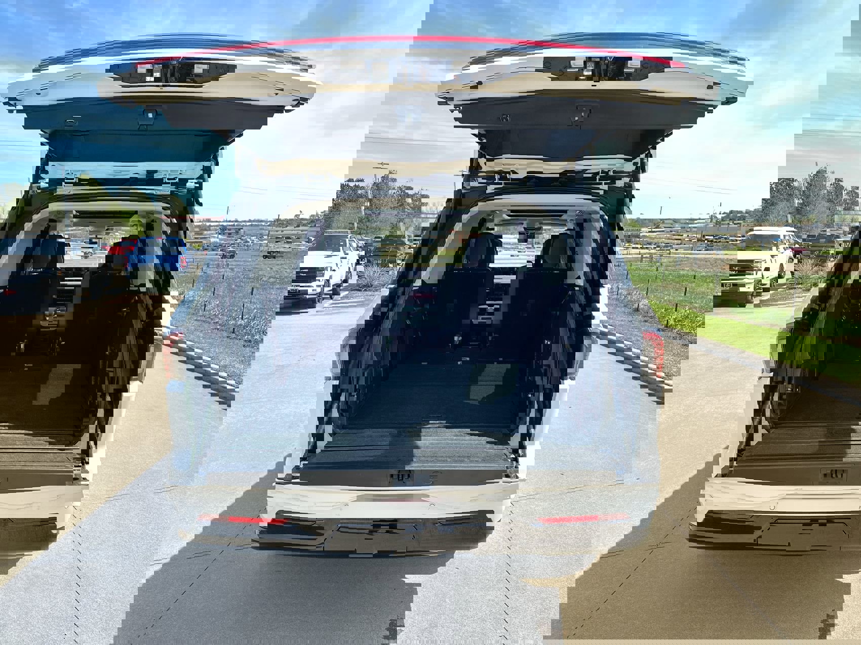 Used 2025 Lincoln Navigator Reserve image 26