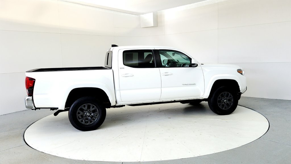 Certified 2023 Toyota Tacoma SR5 AWD/4WD image 6