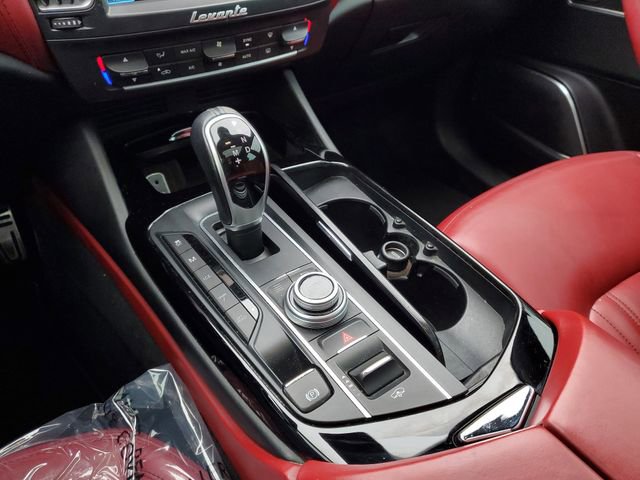 Used 2017 Maserati Levante w/ Sport Package image 27