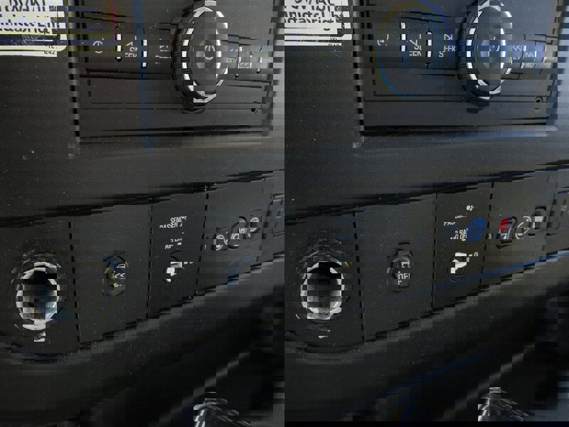 Used 2021 GMC Savana 3500 Extended w/ Power Convenience Package image 27