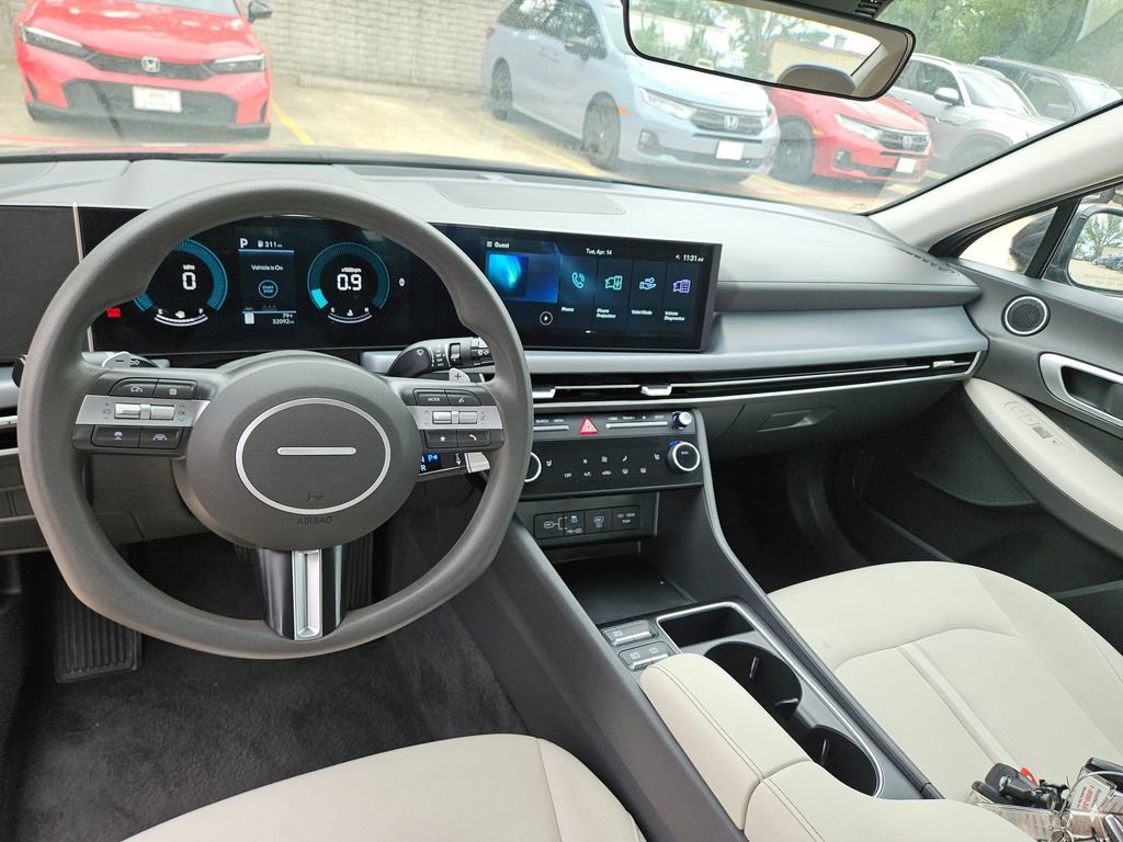 Used 2025 Hyundai Sonata SEL image 16