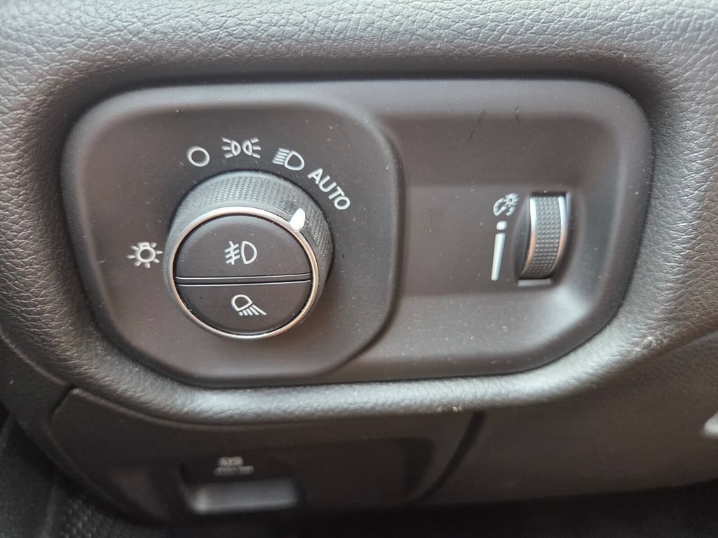 Used 2023 RAM 1500 Big Horn w/ Trailer Tow Group AWD/4WD image 12