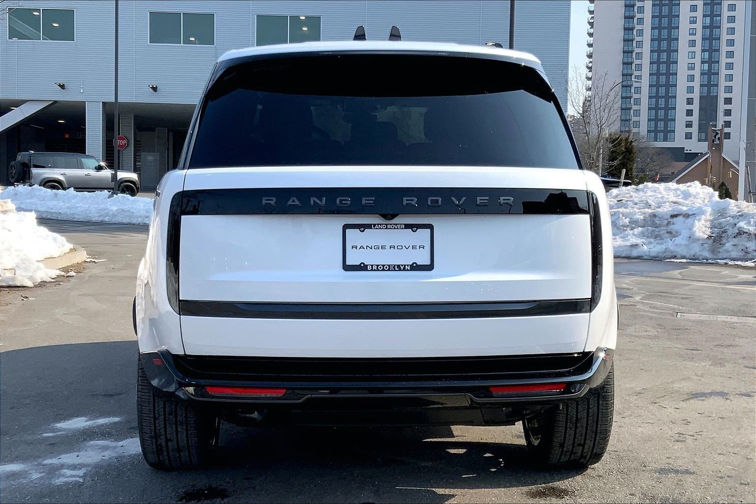 New 2026 Land Rover Range Rover SE AWD/4WD image 4