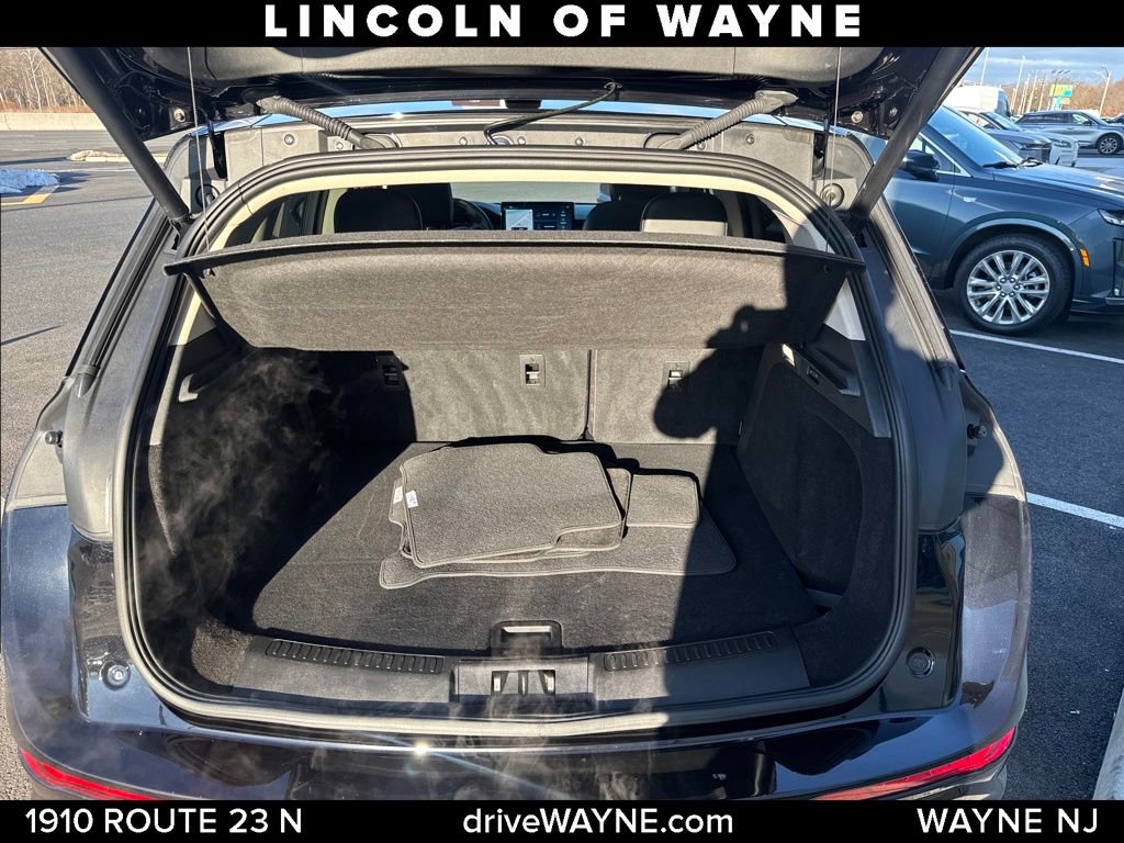 Certified 2023 Lincoln Corsair AWD w/ Equipment Group 101A image 6