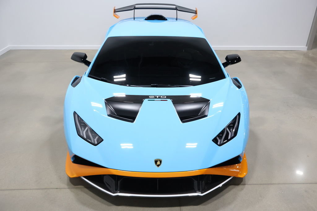 Used 2021 Lamborghini Huracan STO image 10