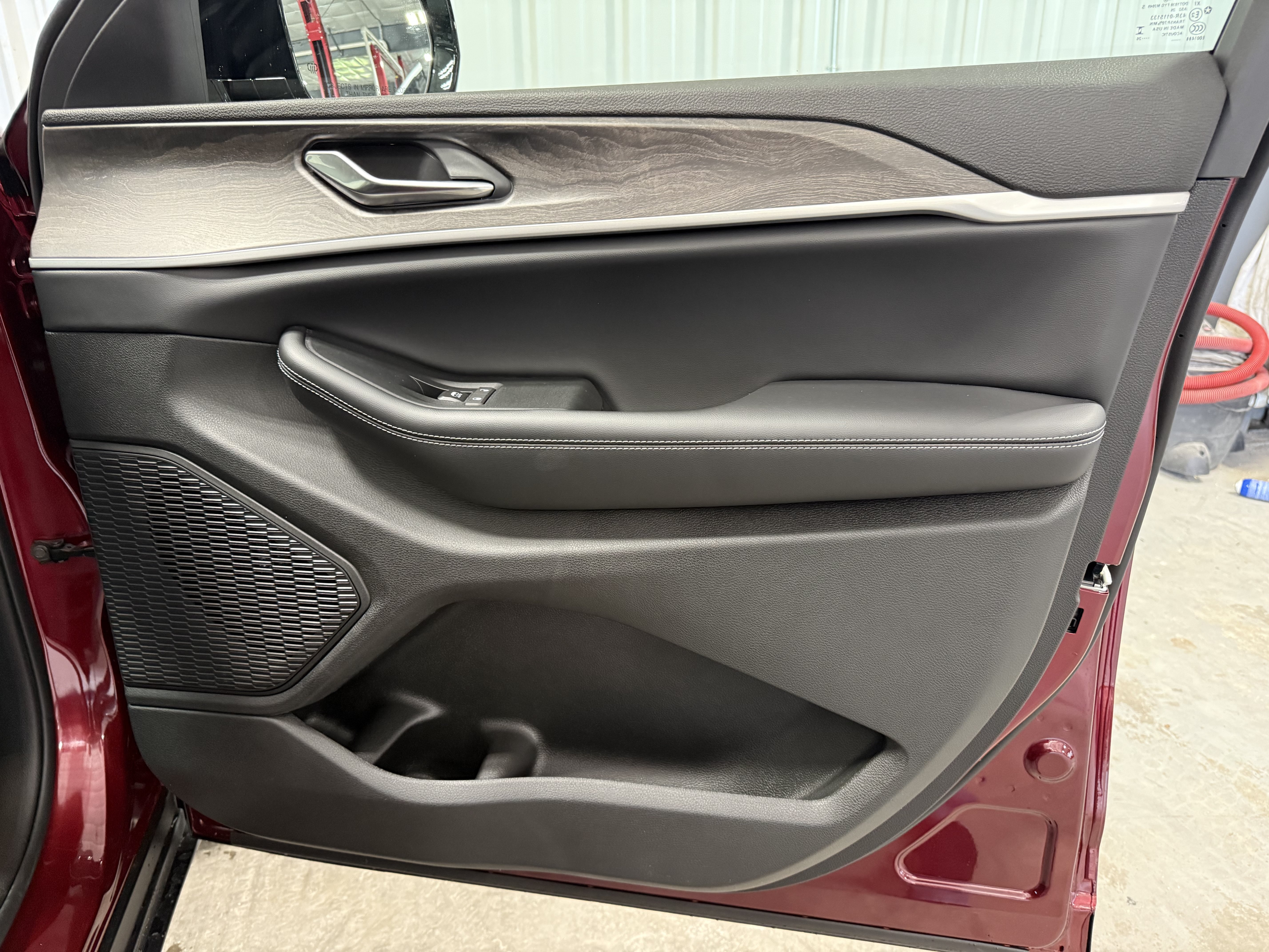 New 2026 Jeep Grand Cherokee L 4WD image 12