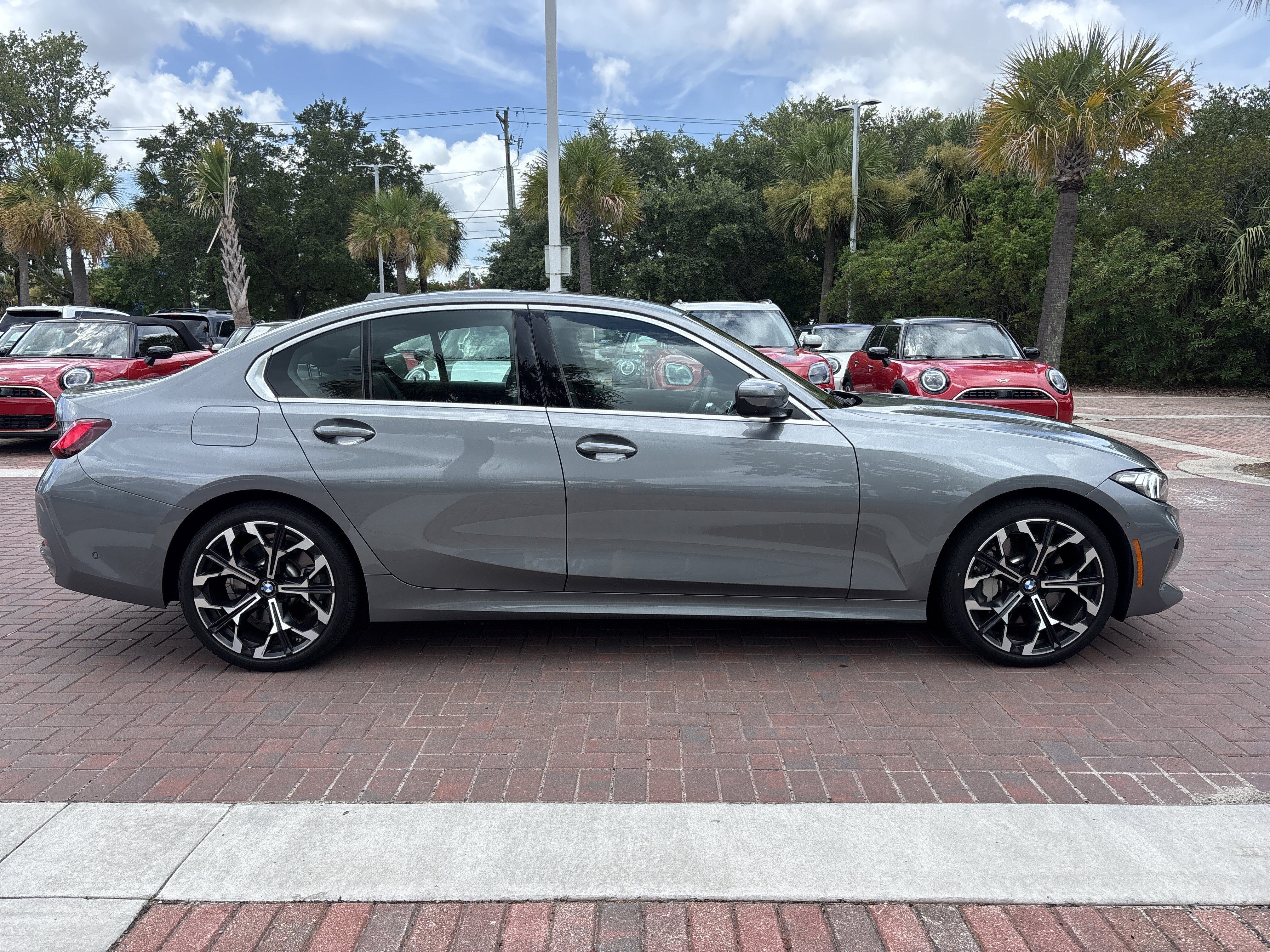 Used 2025 BMW 330i Sedan RWD image 22