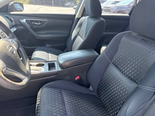 Used 2016 Nissan Altima 2.5 S w/ Power Driver Seat Package FWD image 13