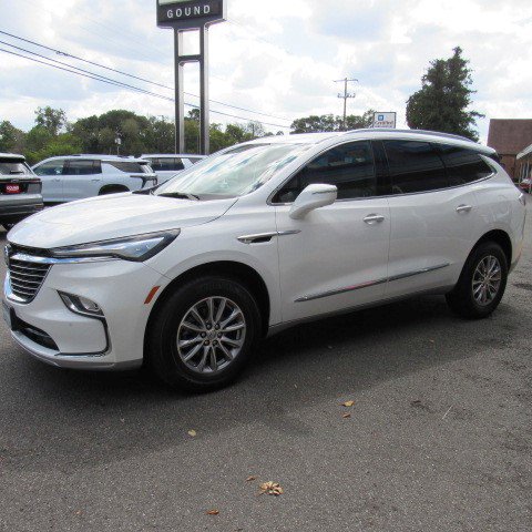 Certified 2024 Buick Enclave Premium image 3